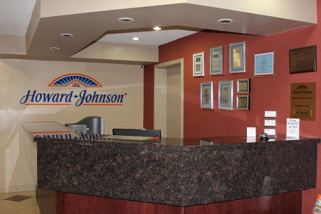 Howard Johnson By Wyndham Red Deer Penhold Interieur foto